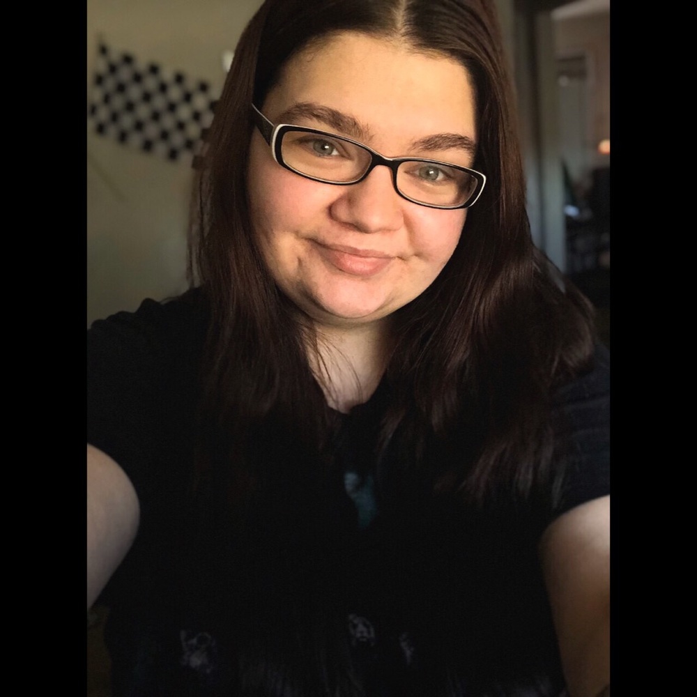 Meet your Posher, Courtney